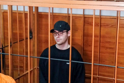 Отец журналиста Аллаярова ушел воевать: мать рассказала о потрясениях в семье