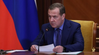 Медведев пригрозил ударами по АЭС Украины и НАТО