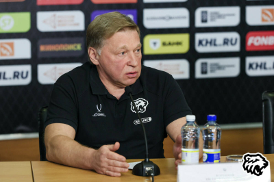 Корешков покидает пост главного тренера в &laquo;Тракторе&raquo;