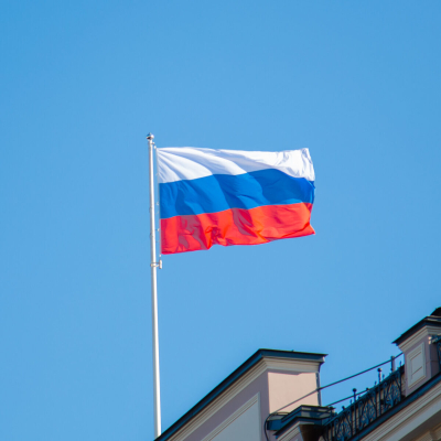 Россия призвала Британию проявить инициативу для восстановления военных контактов