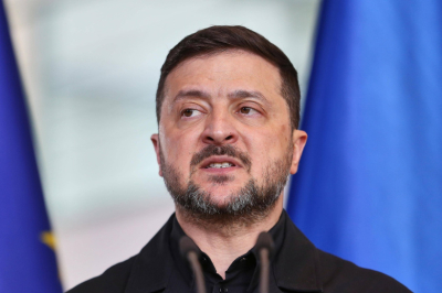 Переводчик с украинского выругался матом после пресс-конференции Зеленского