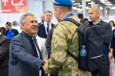 Минниханов осмотрел площадки чемпионата &laquo;Абилимпикс&raquo; для участников СВО в &laquo;Казань Экспо&raquo;