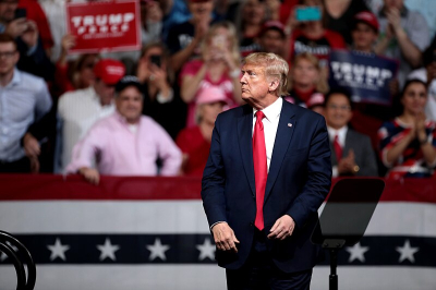 &laquo;Взгляд&raquo;: Против Трампа восстала третья власть