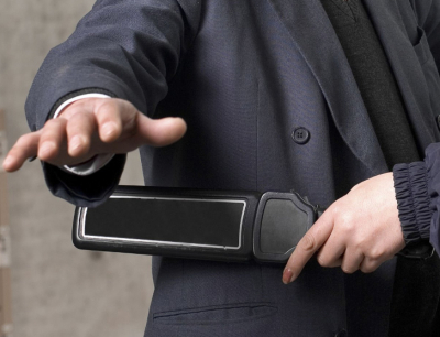 Посетителей ТРЦ будут проверять металлоискателем в Казахстане