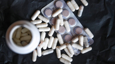 Врачи против БАДов: большинство не хотят рекомендовать добавки пациентам