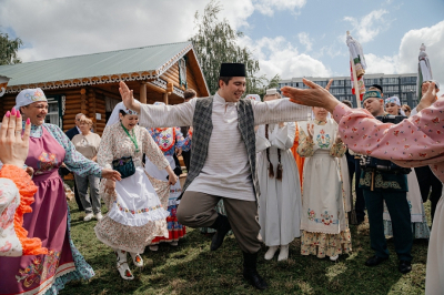 Фото: как Челны отмечают Сабантуй