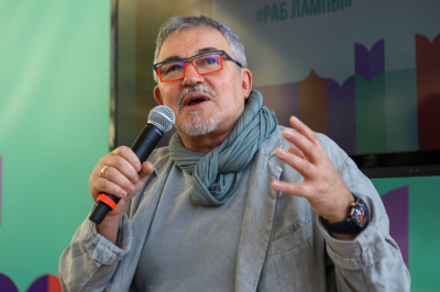 В окружении Дмитрия Диброва рассказали о новом романе ведущего