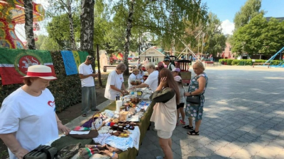 В Нижнекамске волонтеры провели мастер-классы в поддержку СВО