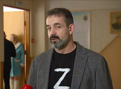 Дмитрий Певцов назвал варварством иностранные псевдонимы у артистов