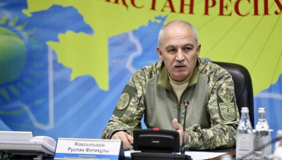 Президент освободил от должности министра обороны Казахстана