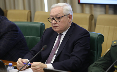 Рябков: Москва и Вашингтон ведут интенсивные контакты