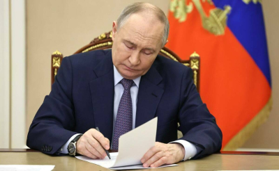 Путин подписал пакет законов, меняющий правила пребывания мигрантов в РФ