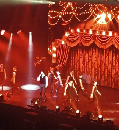 &laquo;Мне будет 43 года &ndash; и полный зал&raquo;: в Челнах с новым шоу выступил Сергей Лазарев