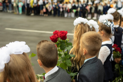 В РФ предложили сделать 1 сентября выходным для родителей первоклассников