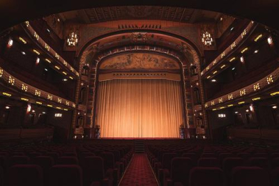 Почему Константин Богомолов покинул пост и. о. ректора Школы-студии МХАТ