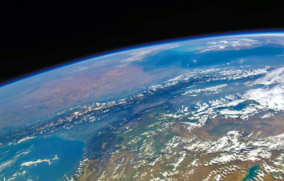 Science узнал, что астрономы обнаружили признаки атмосферы у экзопланеты