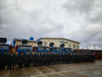 Лесхозы Татарстана к профессиональному празднику получили новую технику