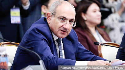 Баканов заявил о неизбежном освоении Луны и Марса человечеством