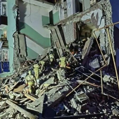 В Сызрани из‑за атаки БПЛА частично обрушился подъезд жилого дома