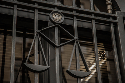 В Приморье суд вынес приговор предпринимателю за незаконную валютную операцию