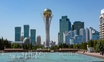 Казахстан вошел в топ-50 стран, где работа не мешает жить