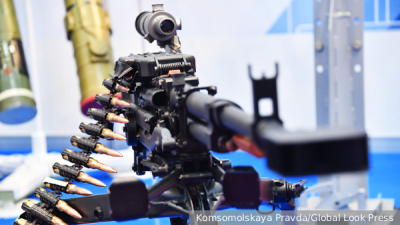 Белоусов вручил Ярашеву &laquo;Золотую Звезду&raquo; за длительное удержание позиций в ДНР