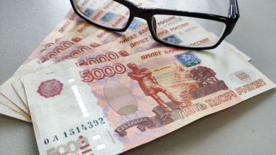 Рубль слабеет, инвесторы богатеют. Раскрыт секрет доходности в 10%
